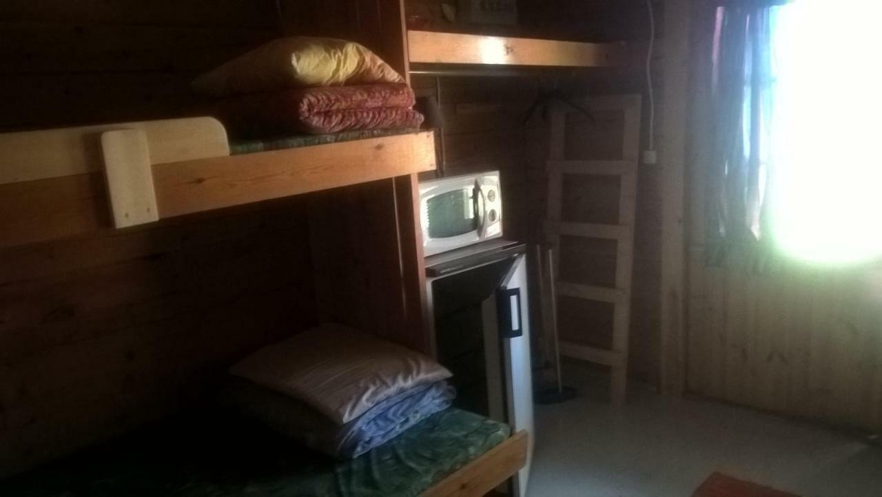 Pirttiniemen Lomakylae Hotell Muurasjärvi Eksteriør bilde